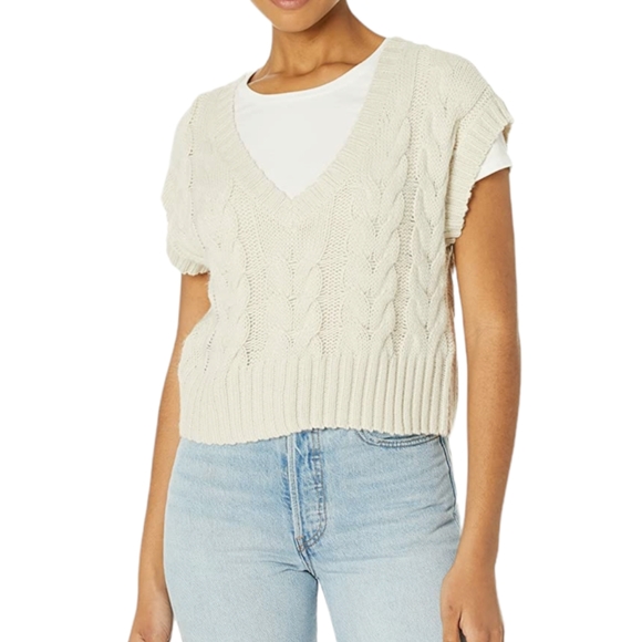 Lucky Brand Sweaters - LUCKY BRAND Cable Knit Sweater Vest Cream sz S NWT